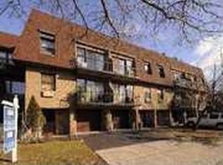 23-49 77th St, Flushing, NY 11370