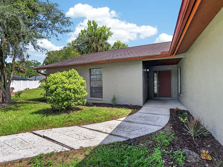 1206 Sail Way — Photo 3
