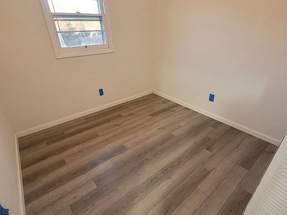 5th image of 1407 Colony Park Dr #B8