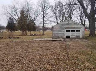226 E Floral Ave, Portland, IN 47371