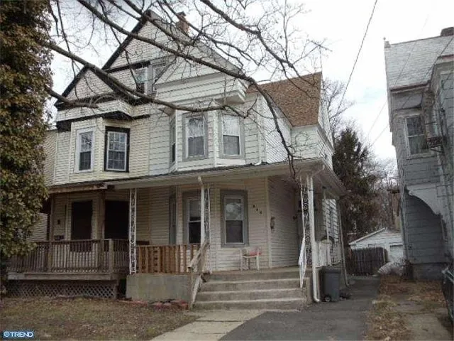 940 Carteret Ave photo 1