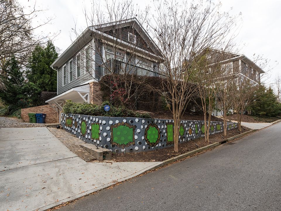 2nd image of 1223 Druid Pl