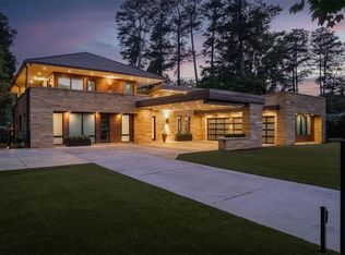 440 Cochran Dr NW, Atlanta, GA 30327