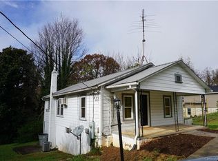 1066 Nuway Cir NE, Lenoir, NC 28645