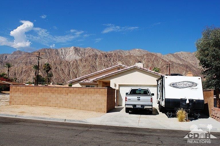 1st image of 51725 Avenida Herrera