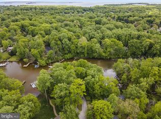 1009 Dulaney Ln, Annapolis, MD 21403