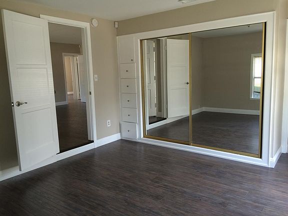Master Bedroom Pic 1