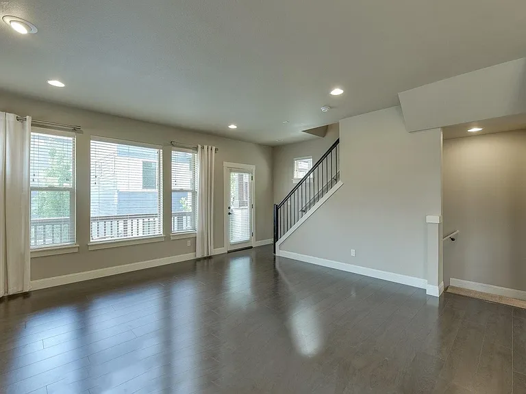 14142 SW Compass Dr — Photo 4