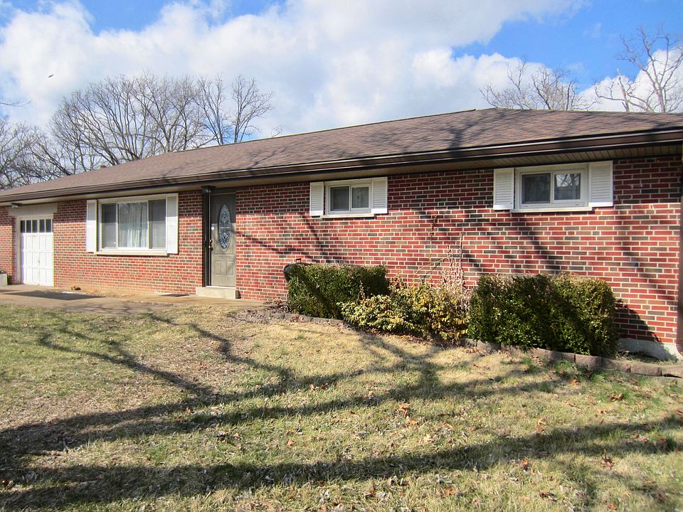2nd image of 19 Doris Ave