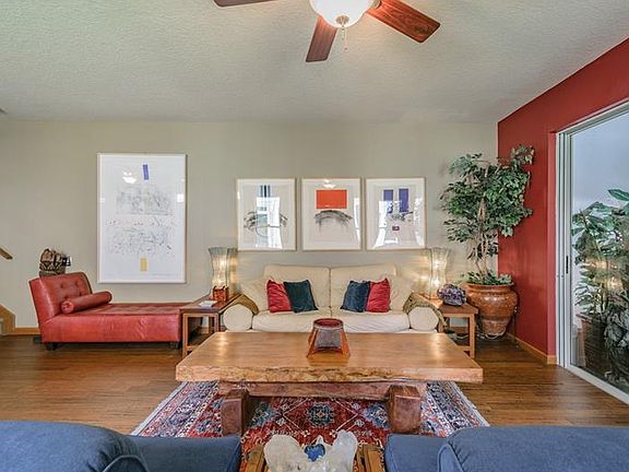 5th image of 2736 Conch Hollow Dr