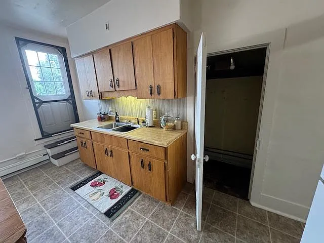 205 S Park St #2 — Photo 8
