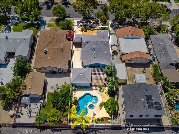 5th image of 917 E Verdugo Ave