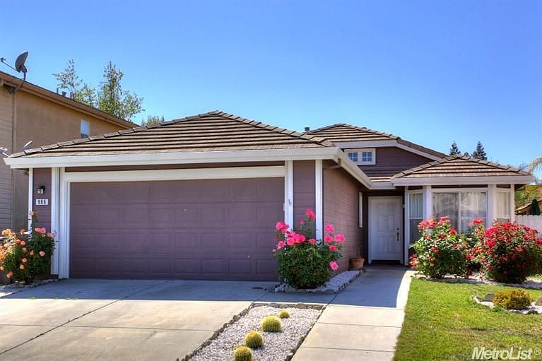 1st image of 986 Losoya Dr