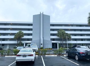 6661 NW 2nd Ave #PENTHOUSE H, Boca Raton, FL 33487