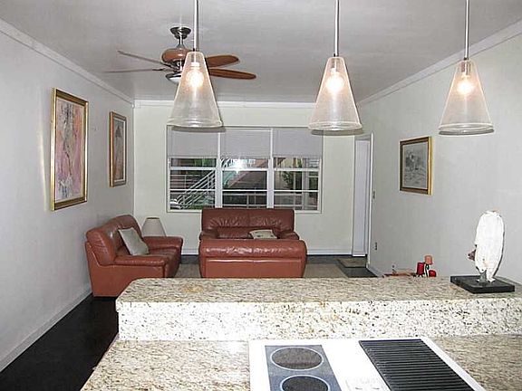 4th image of 6881 Bay Dr APT 4