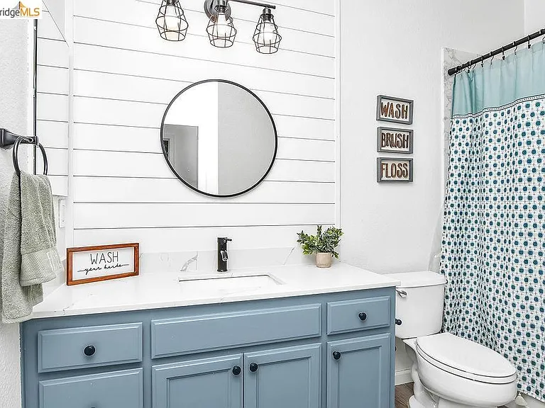 5470 Gold Creek Cir — Photo 10