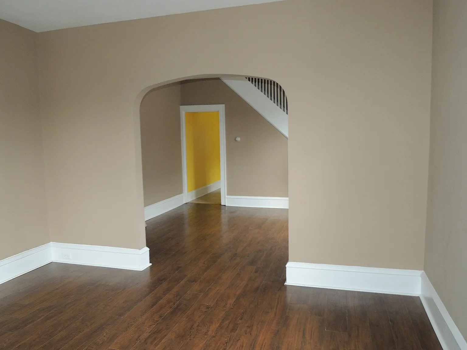 3 bed, 1.5 bath, 1500 sqft, $1,350 — Photo 3