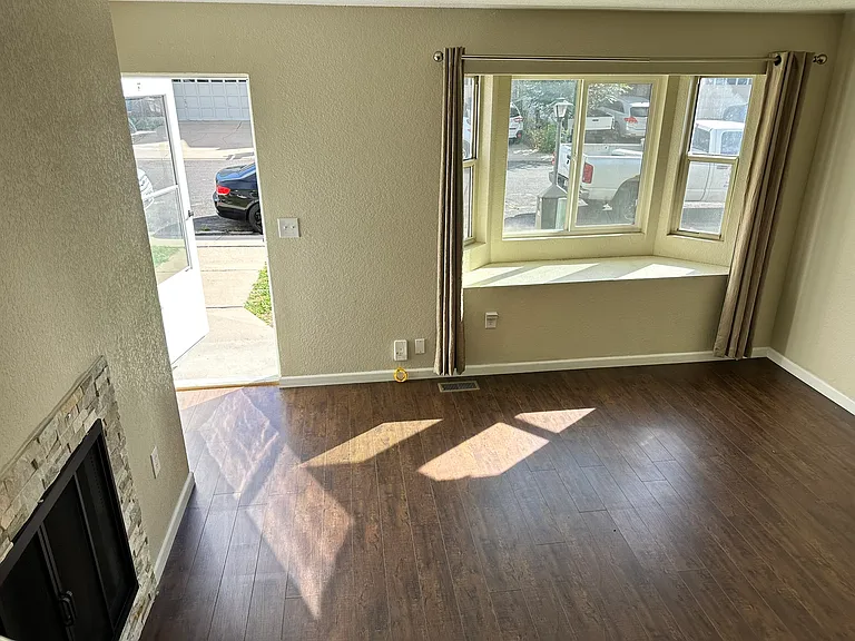 312 Southridge Pl — Photo 30