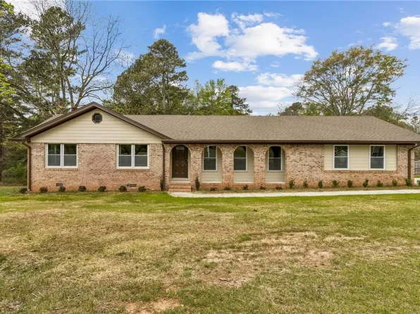 2526 Hamill Dr, Buford, GA 30519