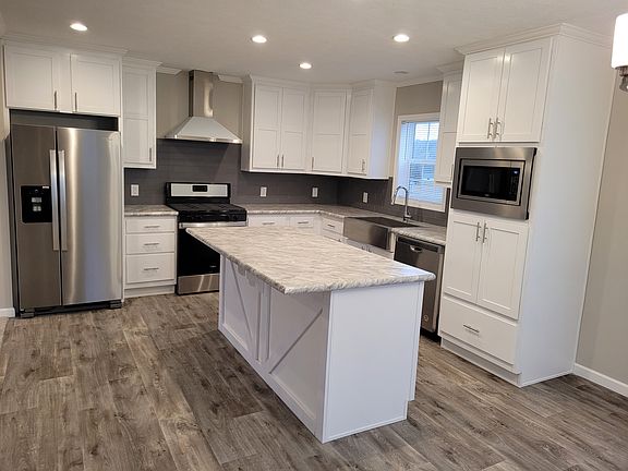 3rd image of 1133 Yeomans St #197