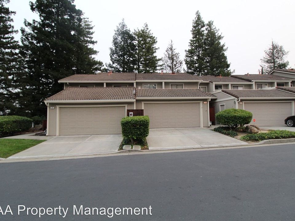 1st image of 126 Via Cabrera Ln