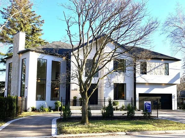 920 Calder Rd, Mississauga, ON L5J 2N7