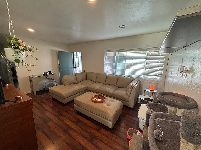 3020 Macaulay St #44 — Photo 3
