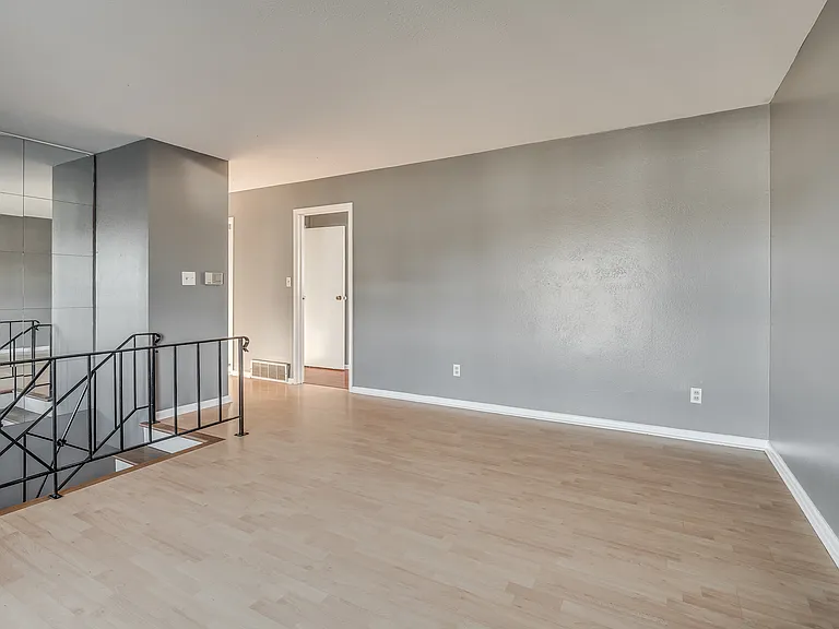 2520 SW 68th St — Photo 21