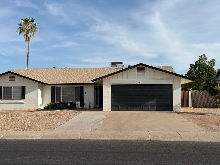 3431 W Acoma Dr — Photo 1