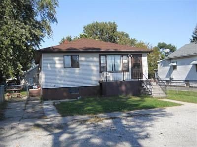 2nd image of 1837 Clay St