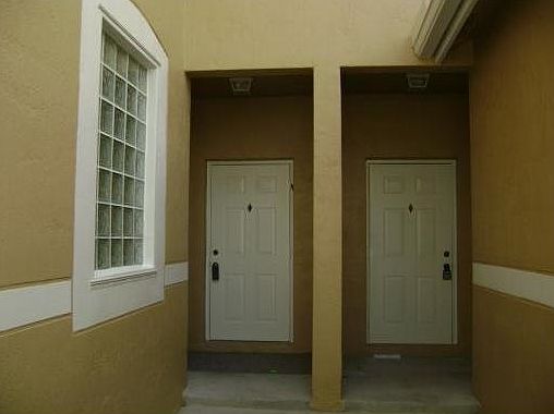 2nd image of 1927 Madeira Dr