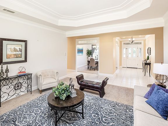5th image of 105 Meadow Lakes Ct