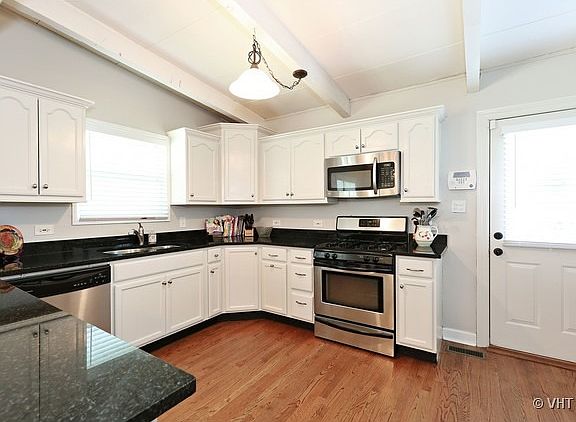 4th image of 5212 Benton Ave