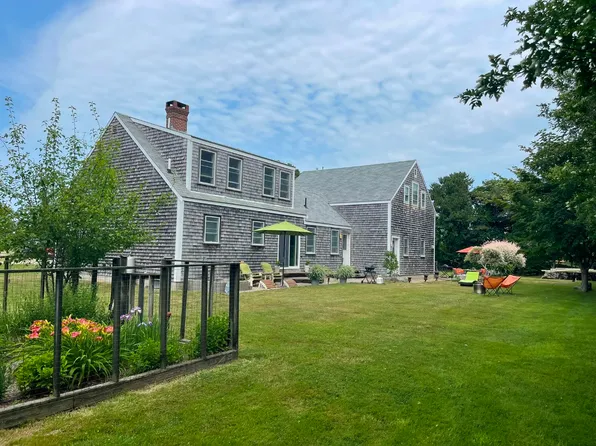 31 Millbrook Rd, Nantucket, MA 02554