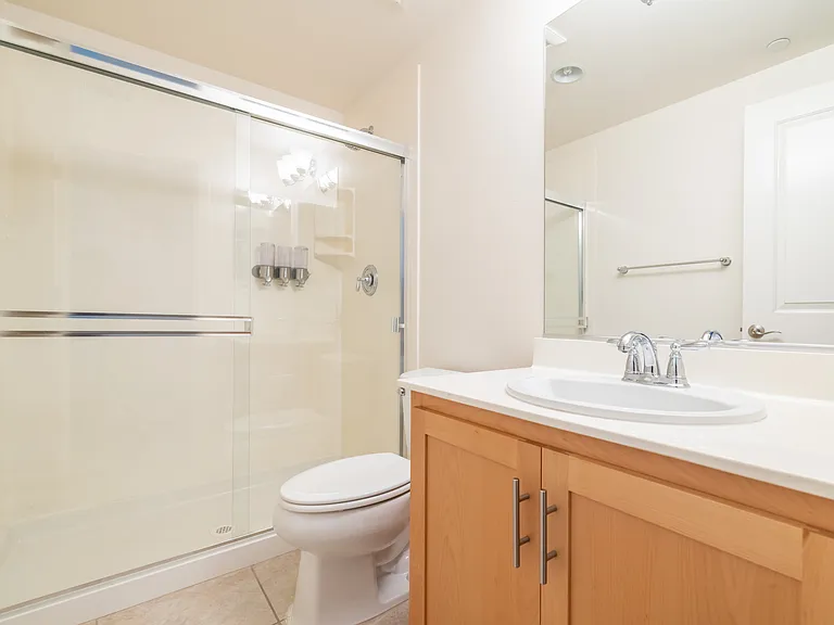 1673 Lee Way — Photo 15