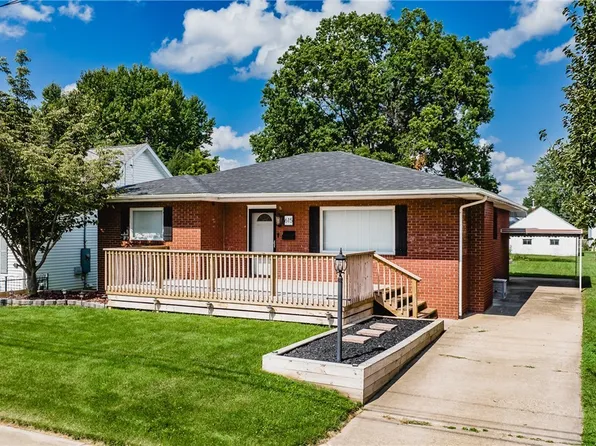 615 27th St, Vienna, WV 26105
