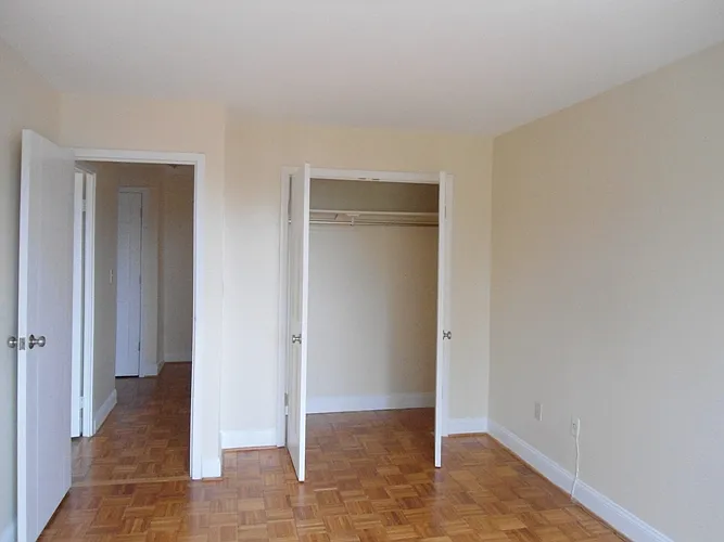 267 Linwood Ave #1D — Photo 8