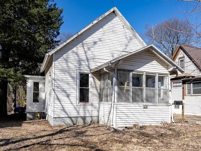 715 S Clayton St, Bloomington, IL, 61701