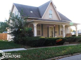 1836 Avenue E, Fort Madison, IA 52627