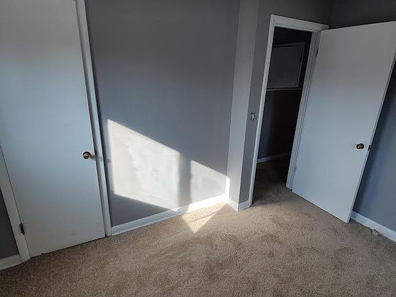 2nd image of 2283 Hiawatha Park Dr