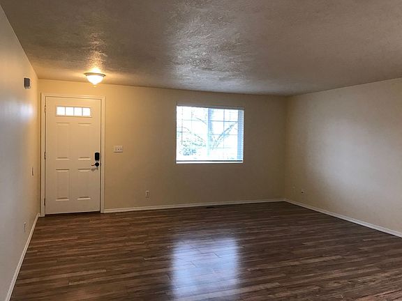 2nd image of 1538 NE 7th St #1536