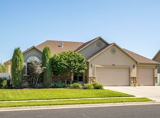 1392 W 2175 S, Syracuse, UT 84075