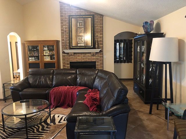 1st image of 4233 Marysa Dr