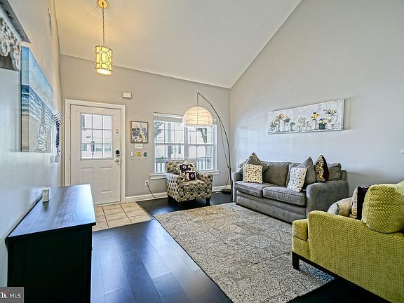 2nd image of 20290 Flagler Ct