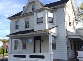 16 S 3rd St, Emmaus, PA 18049