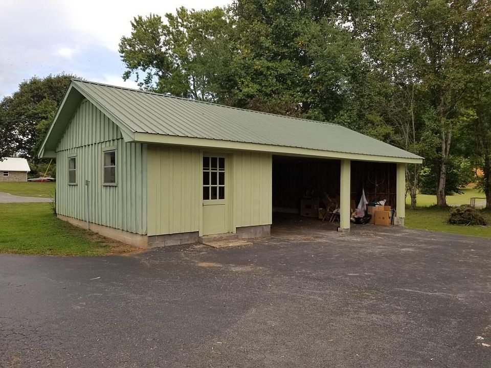 2nd image of 2321 Sugar Grove Valley Rd