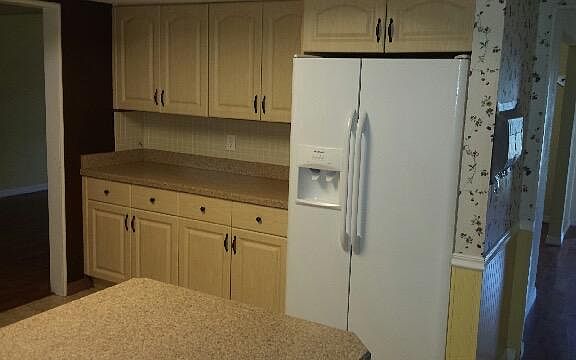 4th image of 3644 Dame St