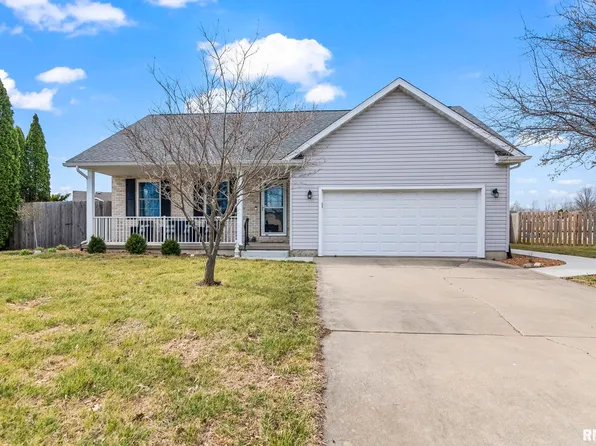 405 Fox Glove Crst, Chatham, IL 62629