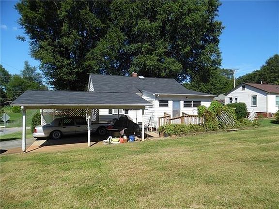 3rd image of 345 S Cline Ave