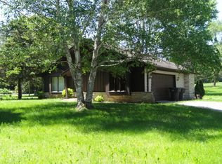 W325S7883 Squire Ln, Mukwonago, WI 53149